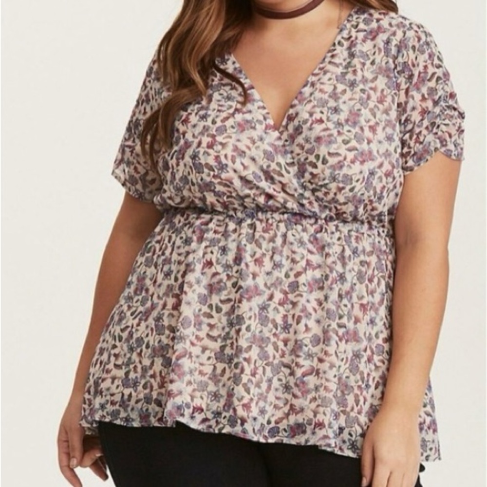 Torrid | Faux Wrap Top | Tan and Purple leaf design | Size 1 / 1x